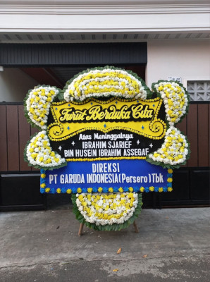 Papan Bunga Duka di Orang Kayo Hitam